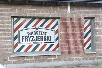 witryna fryzjera